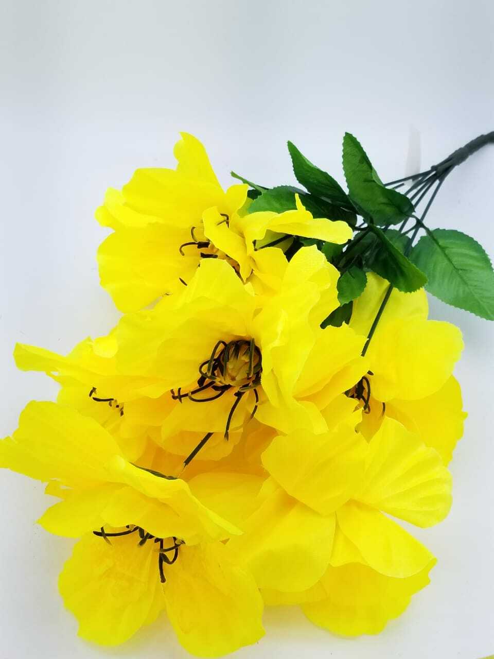 Flor con Centro de Araña (7 Cabezas Ramo)