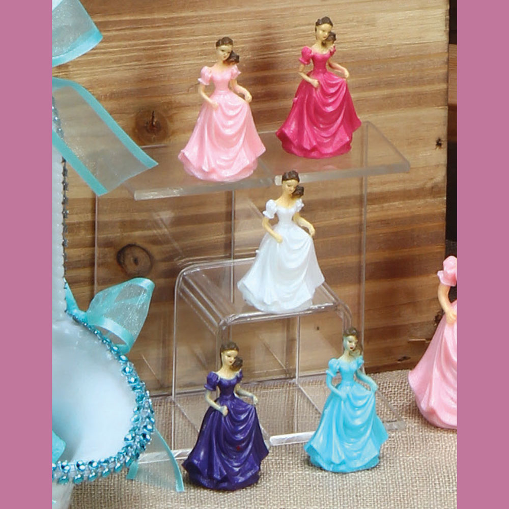Quinceañera Plástica 2"(Und)